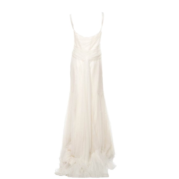Vera Wang Ivory Silk One-of-a-kind Wedding Gown - Picture 3 of 4